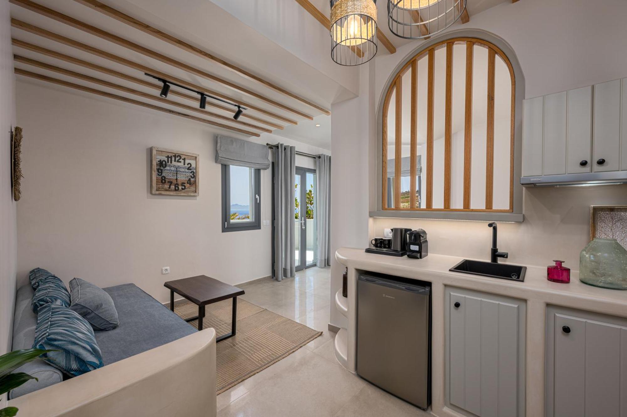 Galaria Serenity Suites Vóthon Exteriör bild